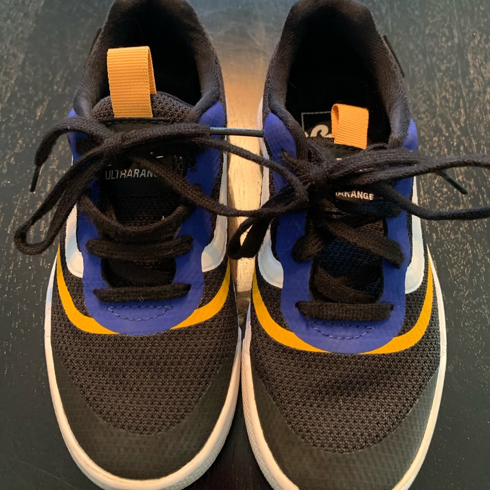 Vans Ultra Range sneakers